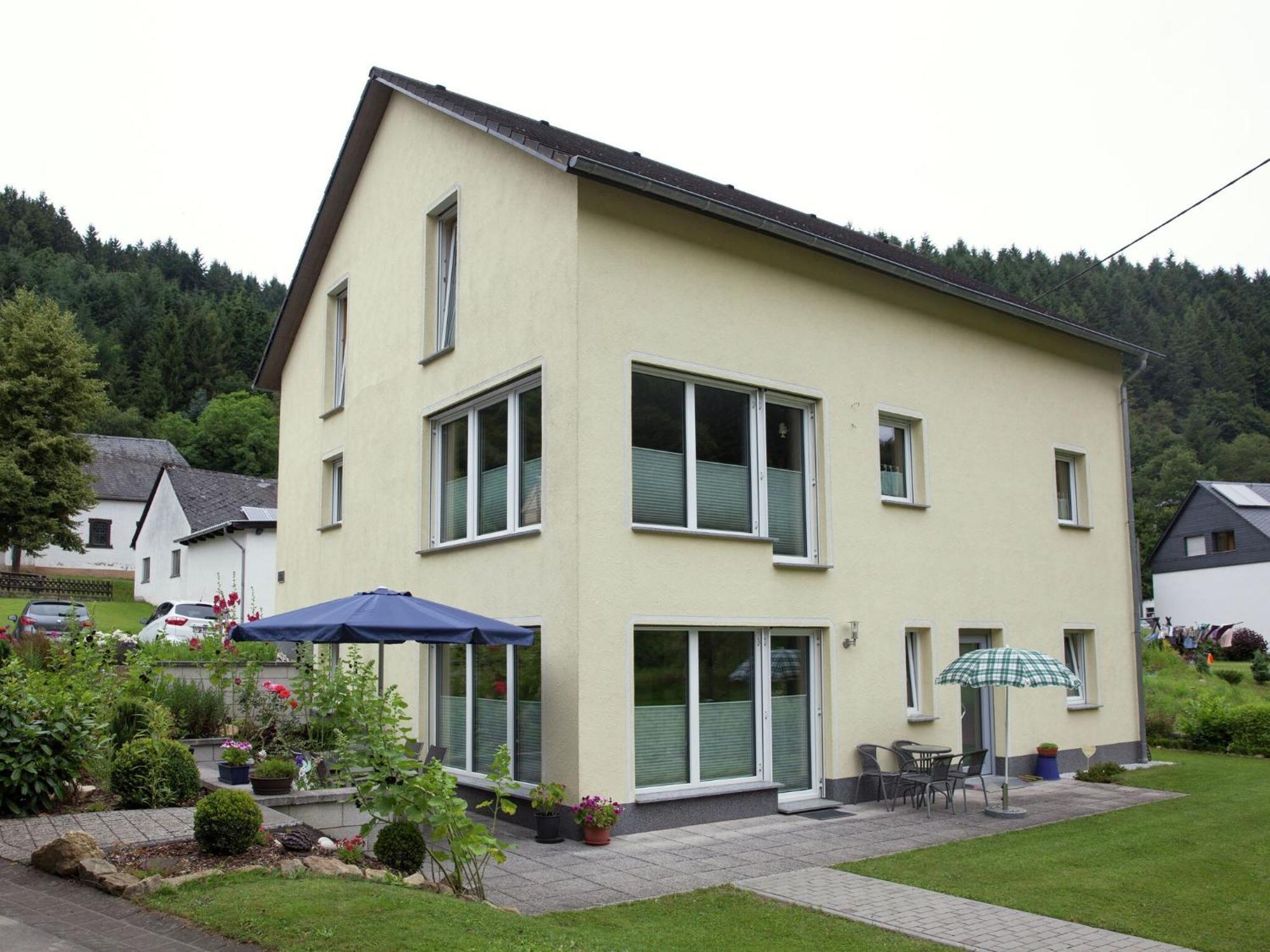 Apartment With Terrace And View Merschbach Exterior foto