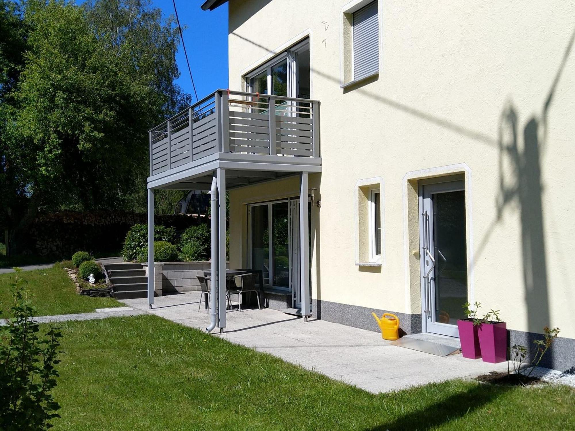 Apartment With Terrace And View Merschbach Exterior foto