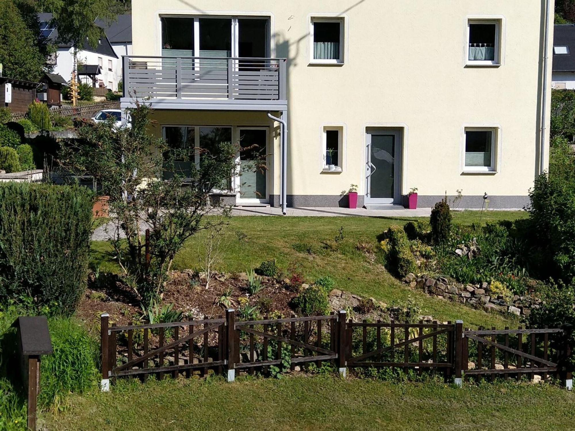 Apartment With Terrace And View Merschbach Exterior foto